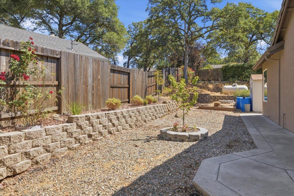 2861 Osborne Road Cameron Park, CA 95682 - Photo 46 of 54