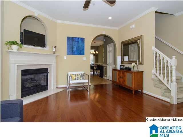 201 Calloway Lane Pelham, AL 35124 - Photo 9 of 34
