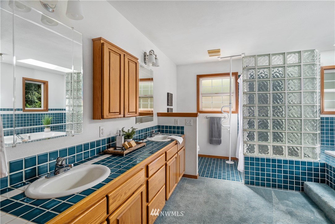 4445 Shellridge Road Northwest Olympia, WA 98502 - Photo 14 of 27