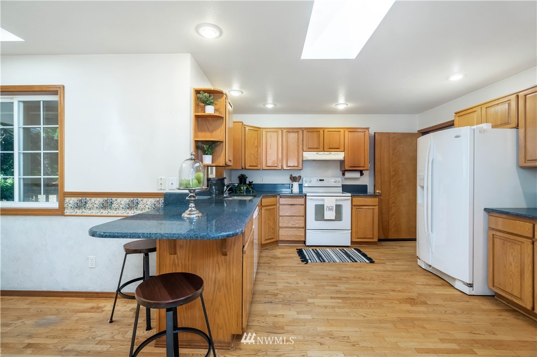 4445 Shellridge Road Northwest Olympia, WA 98502 - Photo 9 of 27