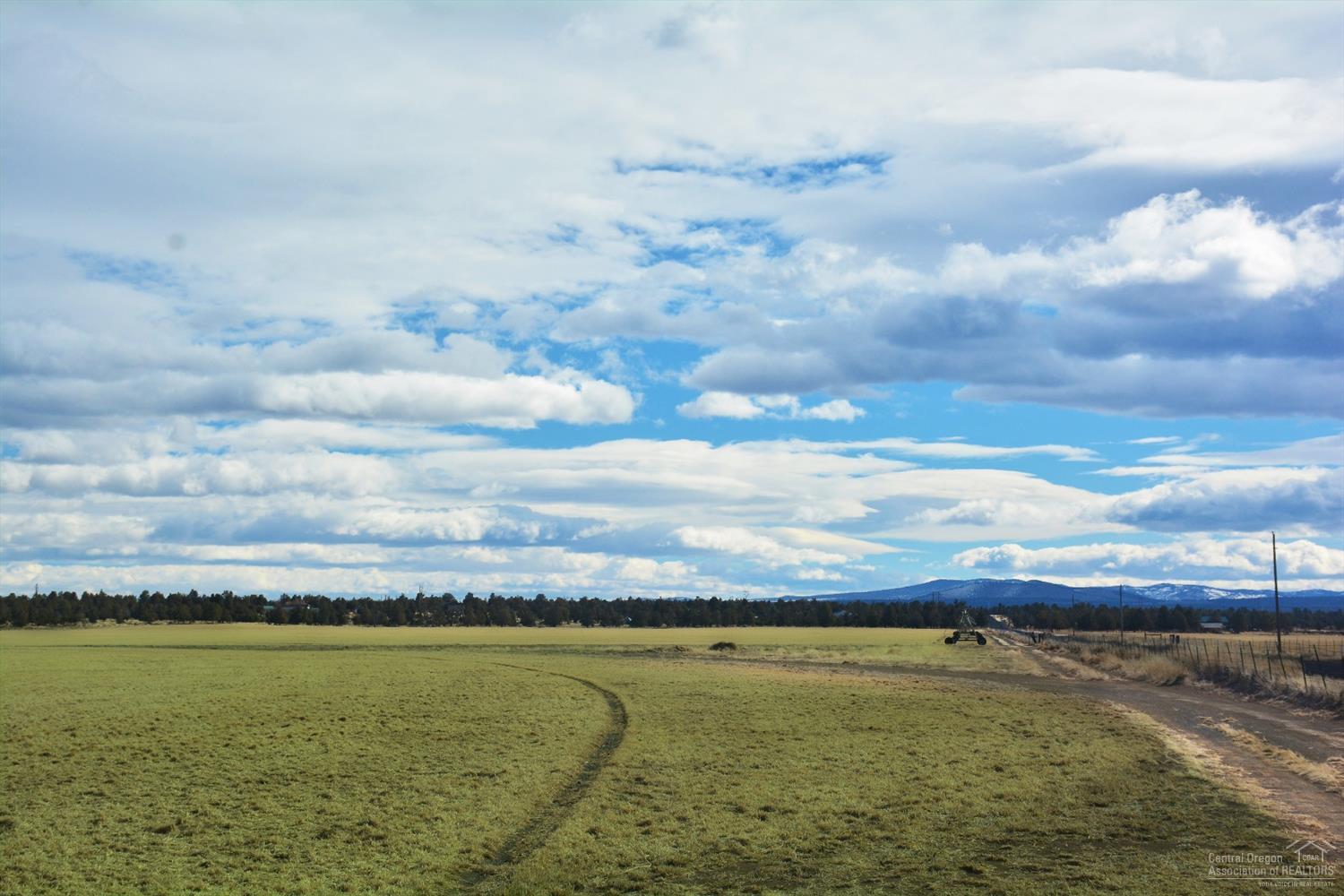 26680 Horsell Road Bend, OR 97701 - Photo 5 of 11 Additional Photo
