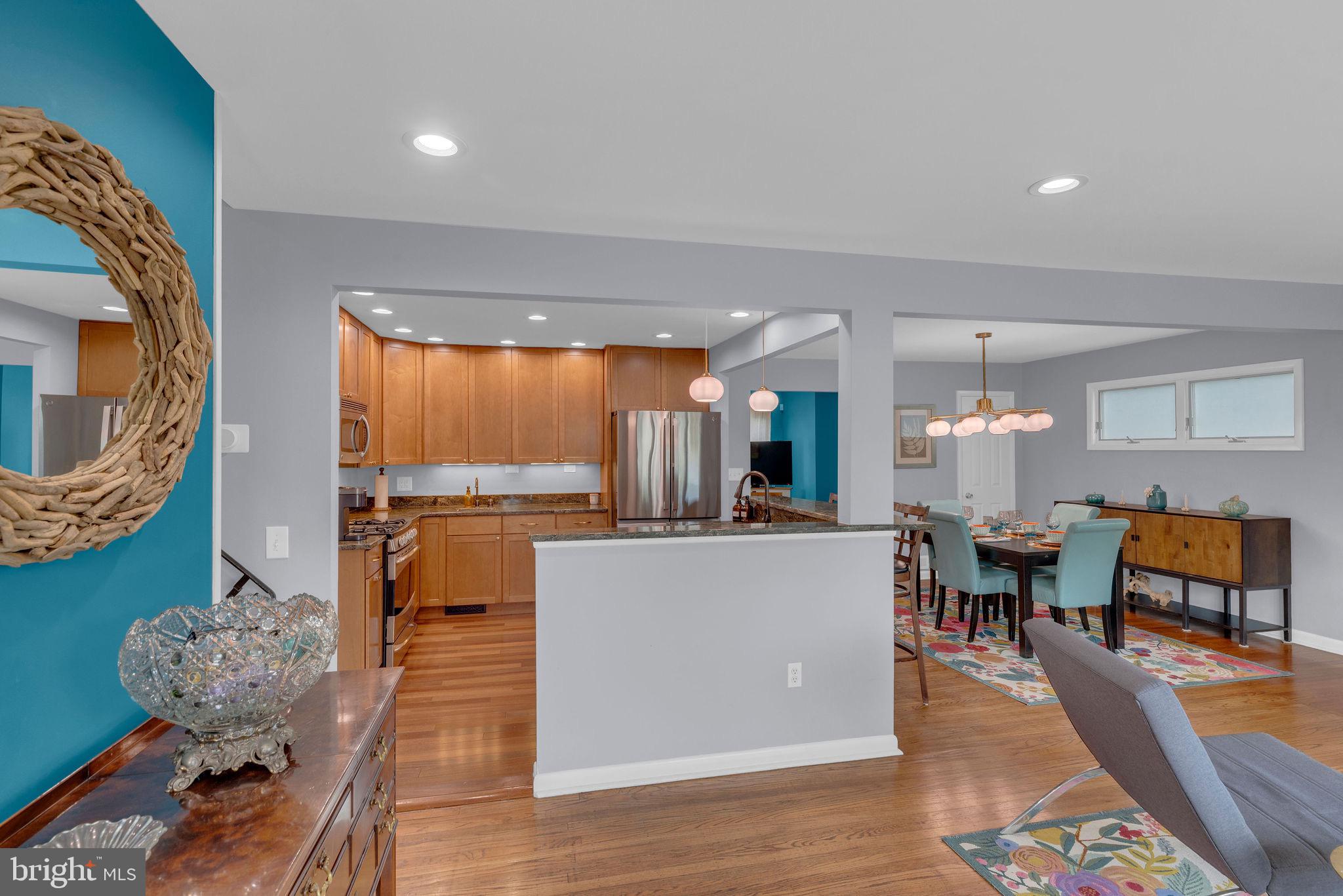 8 Dailey Drive Hamilton, NJ 08620 - Photo 10 of 46 a living room with furniture and a large window