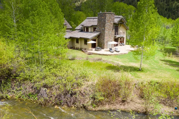 $6,450,000 | 111 Pioneer Mountain Drive, Blaine County, ID 83333