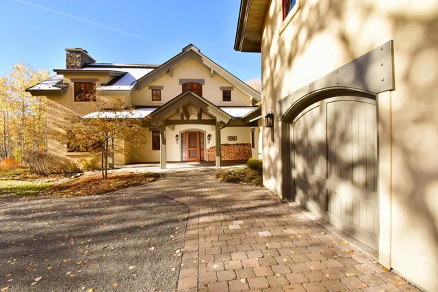 $6,450,000 | 111 Pioneer Mountain Drive, Blaine County, ID 83333