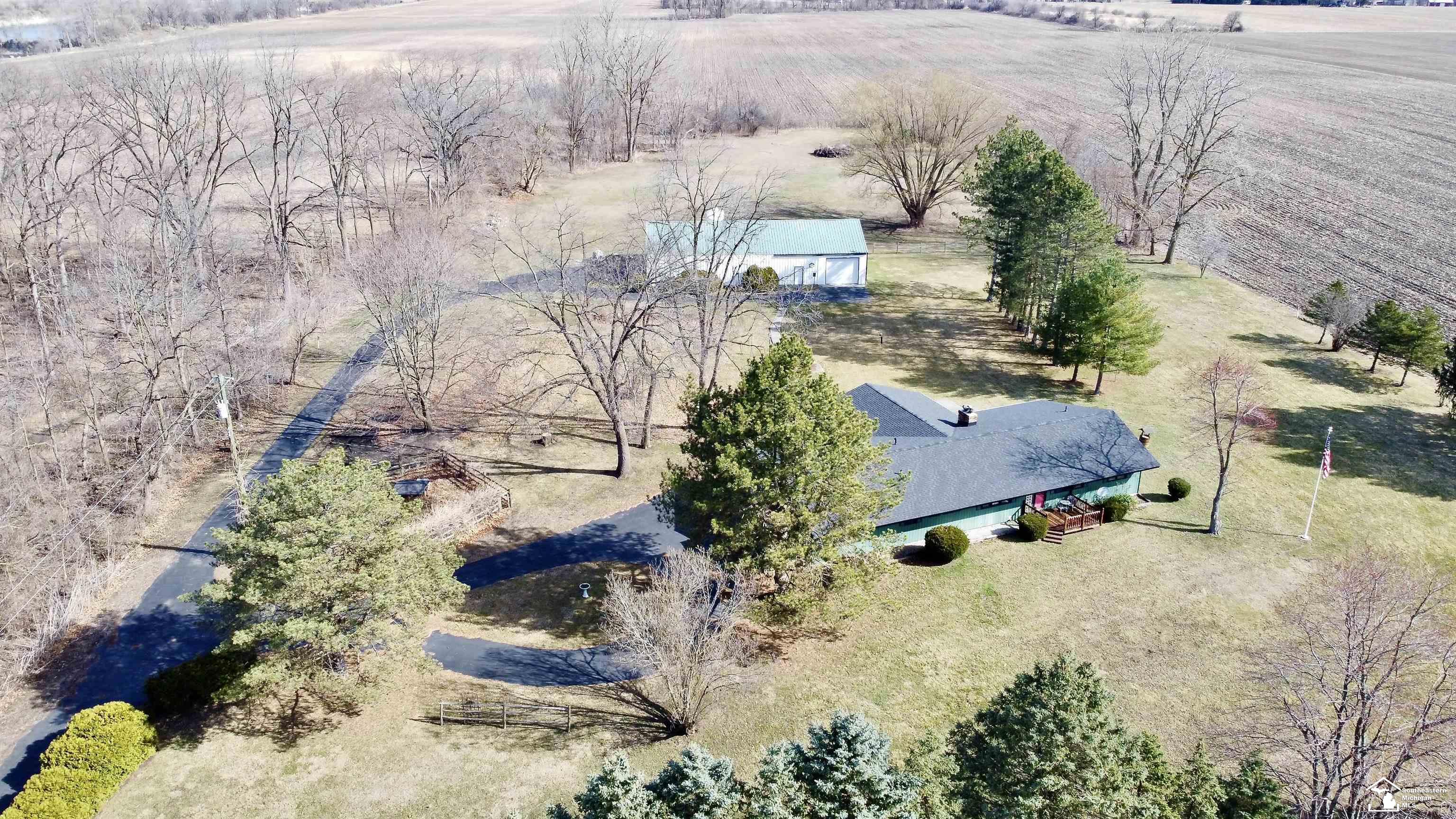 7736 South Custer Road Monroe, MI 48161 - Photo 2 of 61