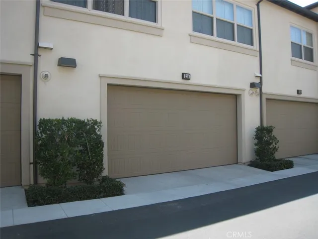 $4,200 | 235 Kempton, Irvine, CA 92620