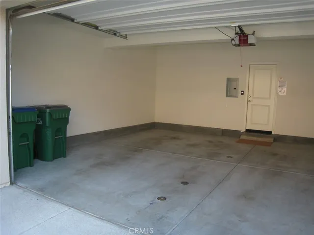 $4,200 | 235 Kempton, Irvine, CA 92620