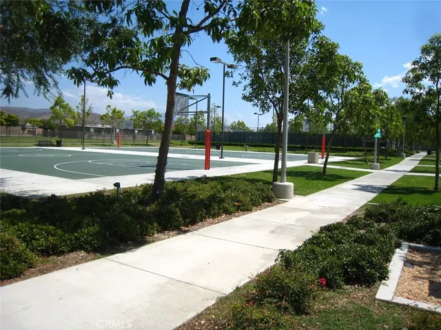 $4,200 | 235 Kempton, Irvine, CA 92620