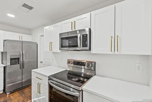 $2,000 | 10003 Silver, San Antonio, TX 78254