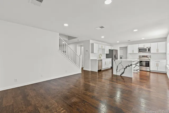 $2,000 | 10003 Silver, San Antonio, TX 78254