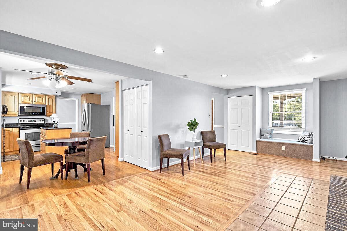 20701 Bell Bluff Road Gaithersburg, MD 20882 - Photo 12 of 46 Gallery Image 12