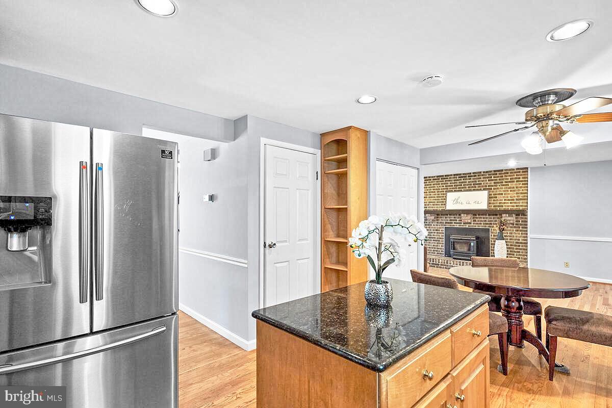 20701 Bell Bluff Road Gaithersburg, MD 20882 - Photo 17 of 46 Gallery Image 17