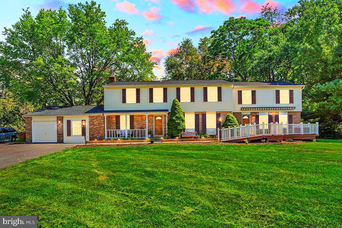 20701 Bell Bluff Road Gaithersburg, MD 20882 - Photo 2 of 46 Gallery Image 2