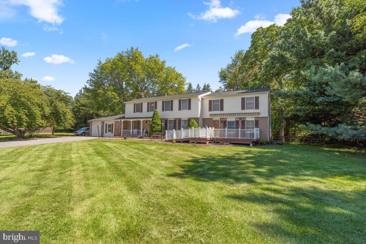 20701 Bell Bluff Road Gaithersburg, MD 20882 - Photo 40 of 46 Gallery Image 40