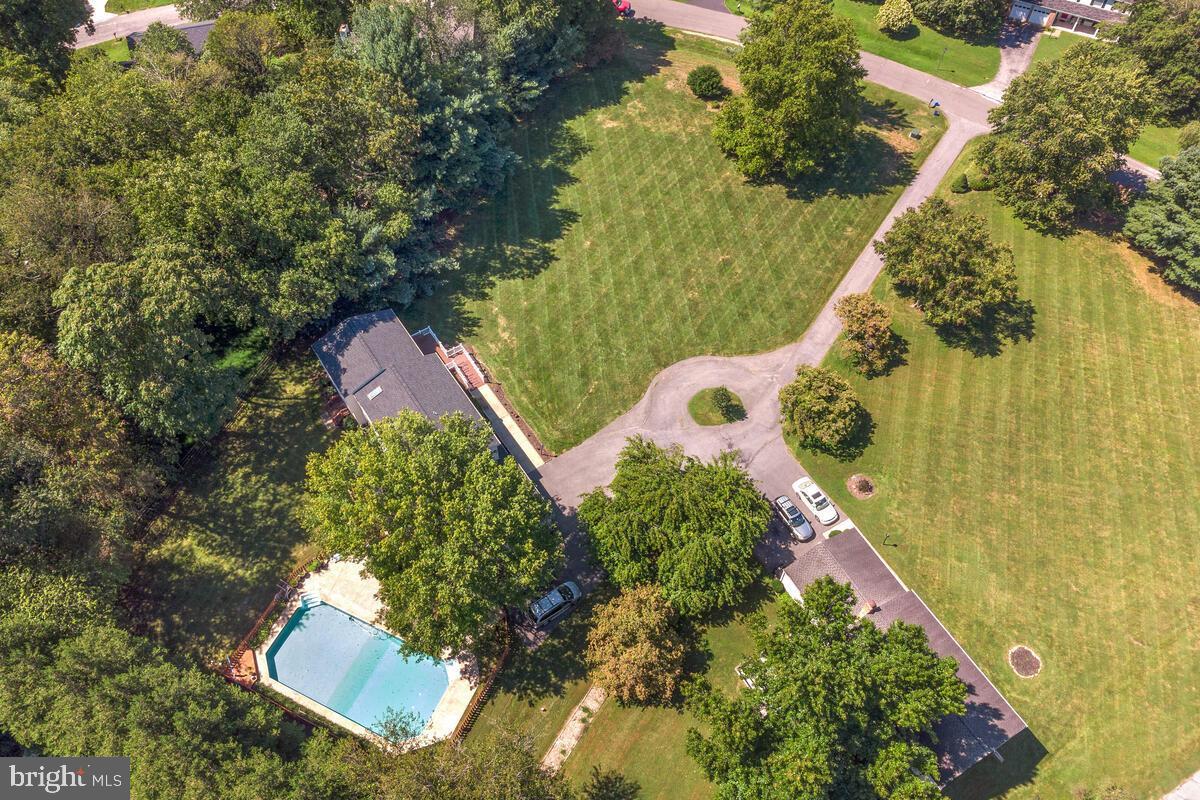 20701 Bell Bluff Road Gaithersburg, MD 20882 - Photo 41 of 46 Gallery Image 41