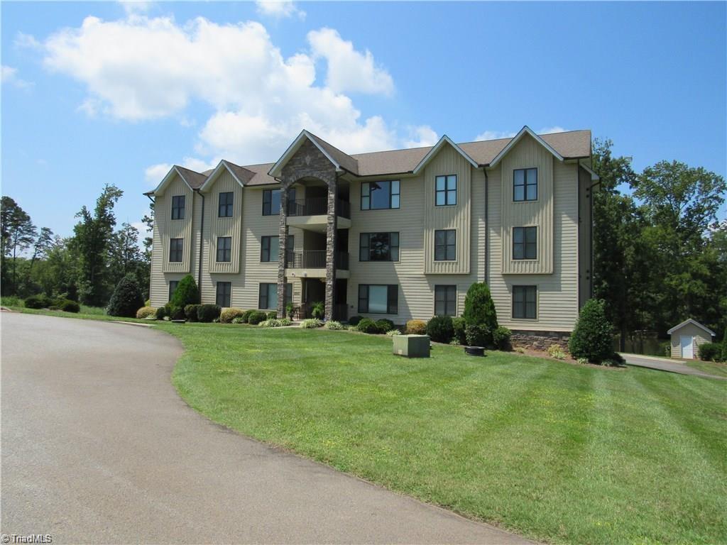 2050 Marina Pointe Road Salisbury, NC 28146 - Photo 19 of 23 Street side of the condos with only 6 units and there is an elevator.