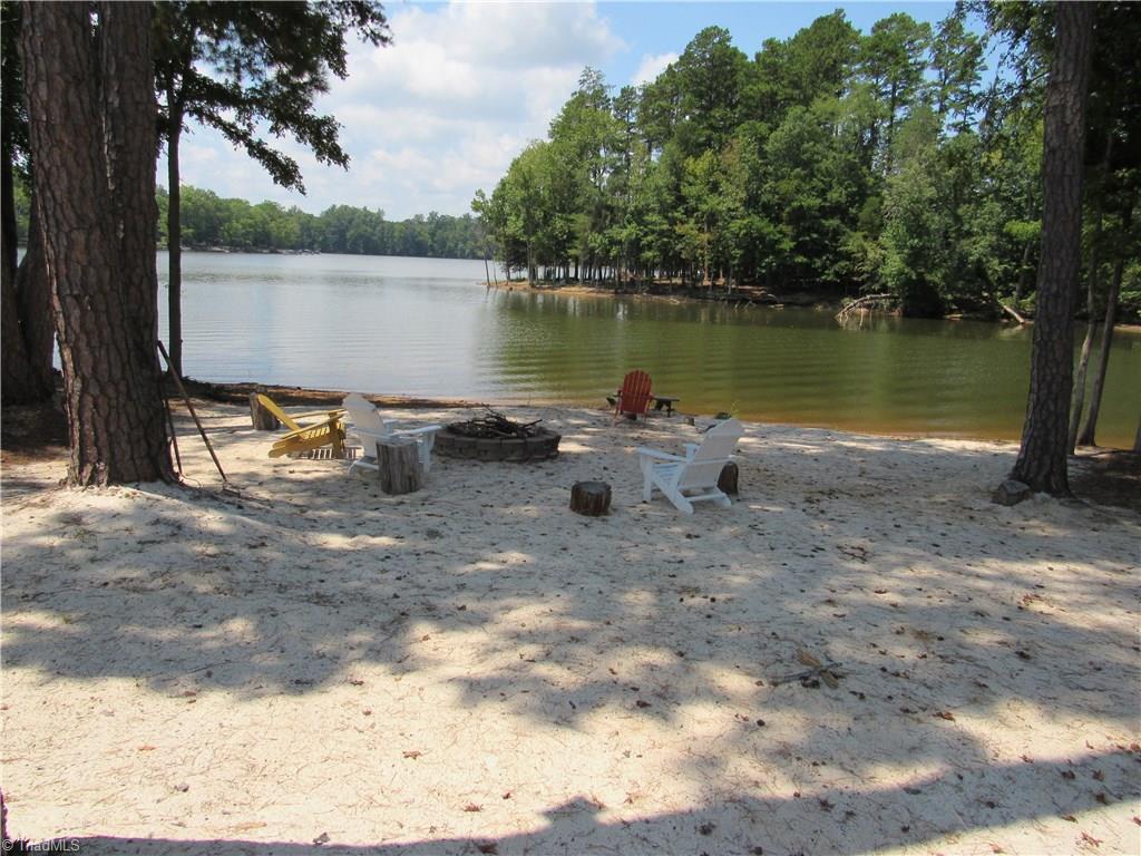 2050 Marina Pointe Road Salisbury, NC 28146 - Photo 23 of 23 Sandy beach to enjoy relaxing or playing horseshoes.