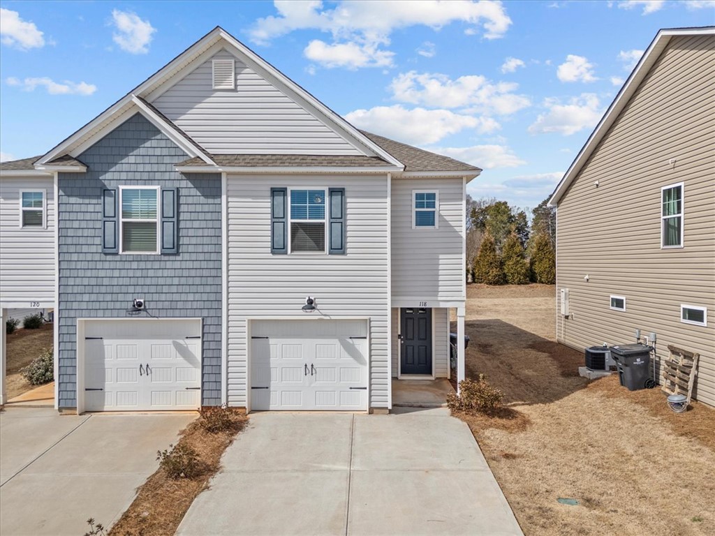 118 Adger Road Pendleton, SC 29670 - Photo 2 of 31 This charming residence offers comfortable living with a well-maintained exterior and inviting curb appeal.