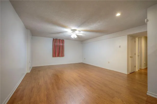 $337,499 | 2400 Northwest 1 Street, Blue Springs, MO 64014