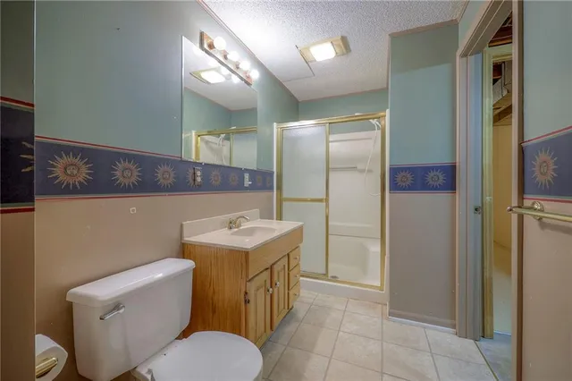 $337,499 | 2400 Northwest 1 Street, Blue Springs, MO 64014