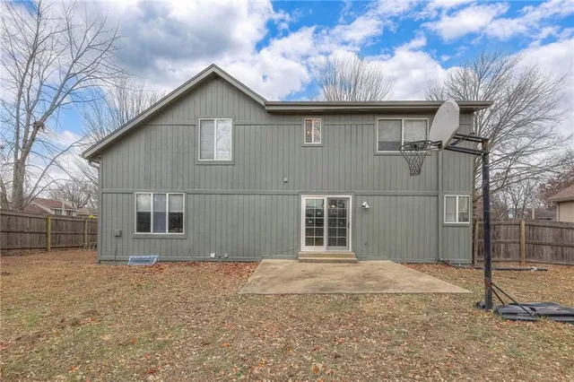 $337,499 | 2400 Northwest 1 Street, Blue Springs, MO 64014