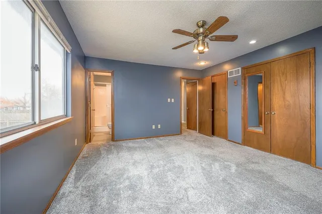 $337,499 | 2400 Northwest 1 Street, Blue Springs, MO 64014