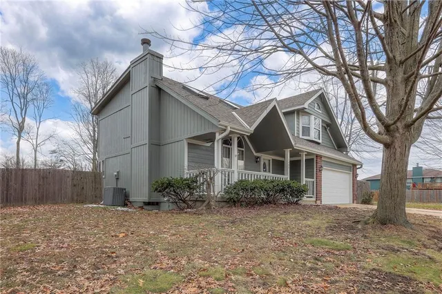 $337,499 | 2400 Northwest 1 Street, Blue Springs, MO 64014