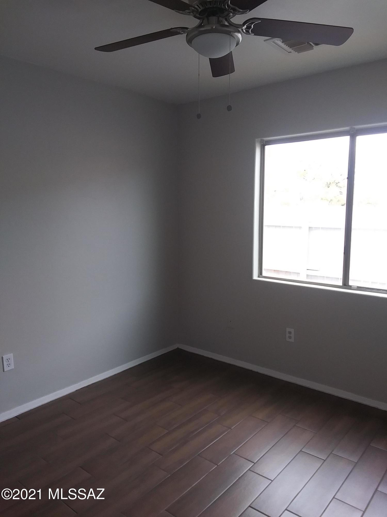2125 East 35th Street Tucson, AZ 85713 - Photo 15 of 21