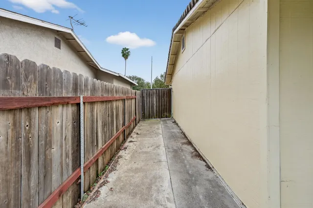 $499,000 | 2017 North Cirby Way, Roseville, CA 95661