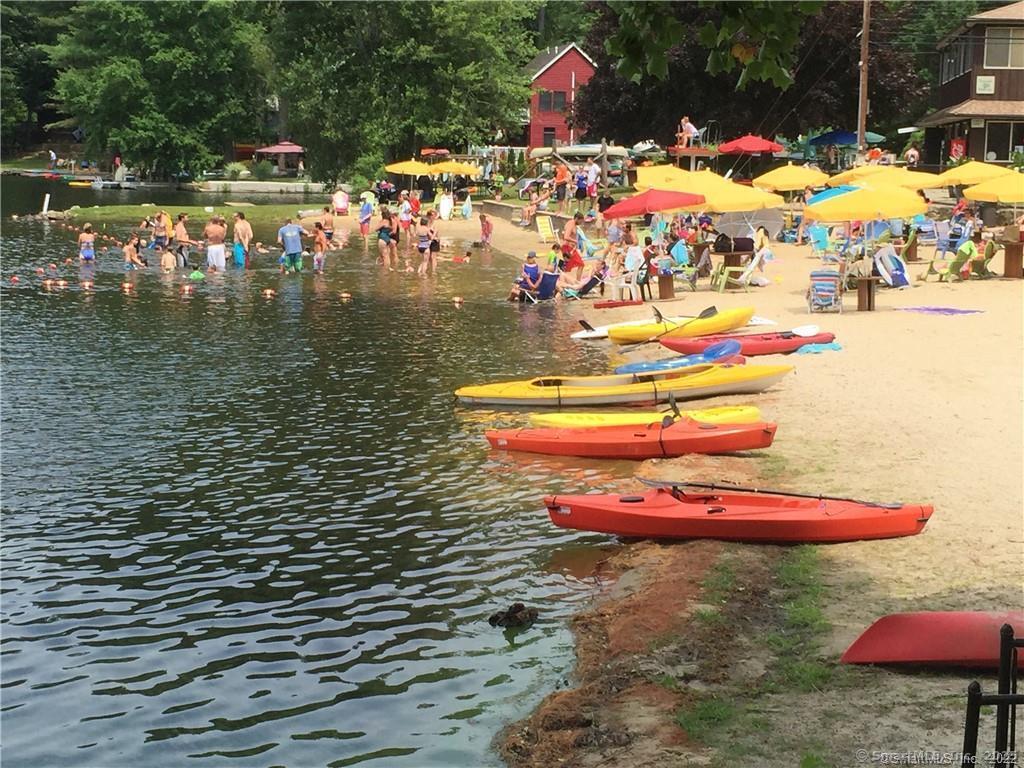 68 Old Dike Road Trumbull, CT 06611 - Photo 37 of 41