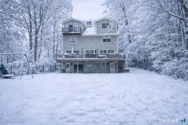 $1,100,000 | 68 Old Dike Road, Trumbull, CT 06611