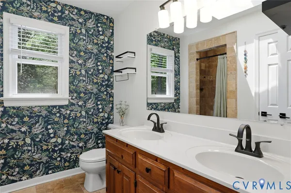 $450,000 | 11806 Winbury Court, Midlothian, VA 23114