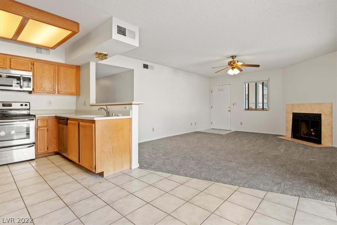 1575 West Warm Springs Road, Unit 414 Henderson, NV 89014 - Photo 23 of 29 Gallery Image 23
