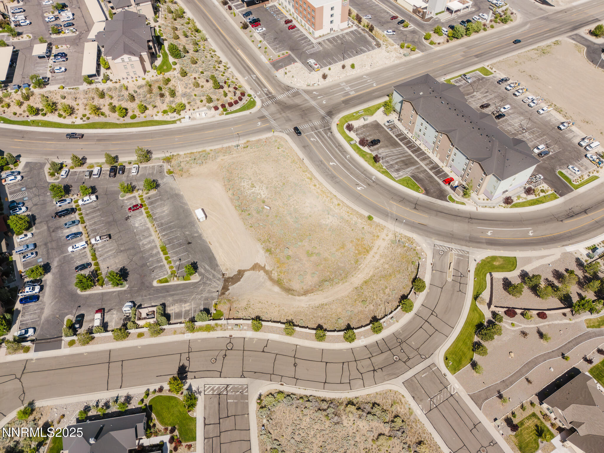 2215 Ruby Vista Drive Elko, NV 89801 - Photo 3 of 21