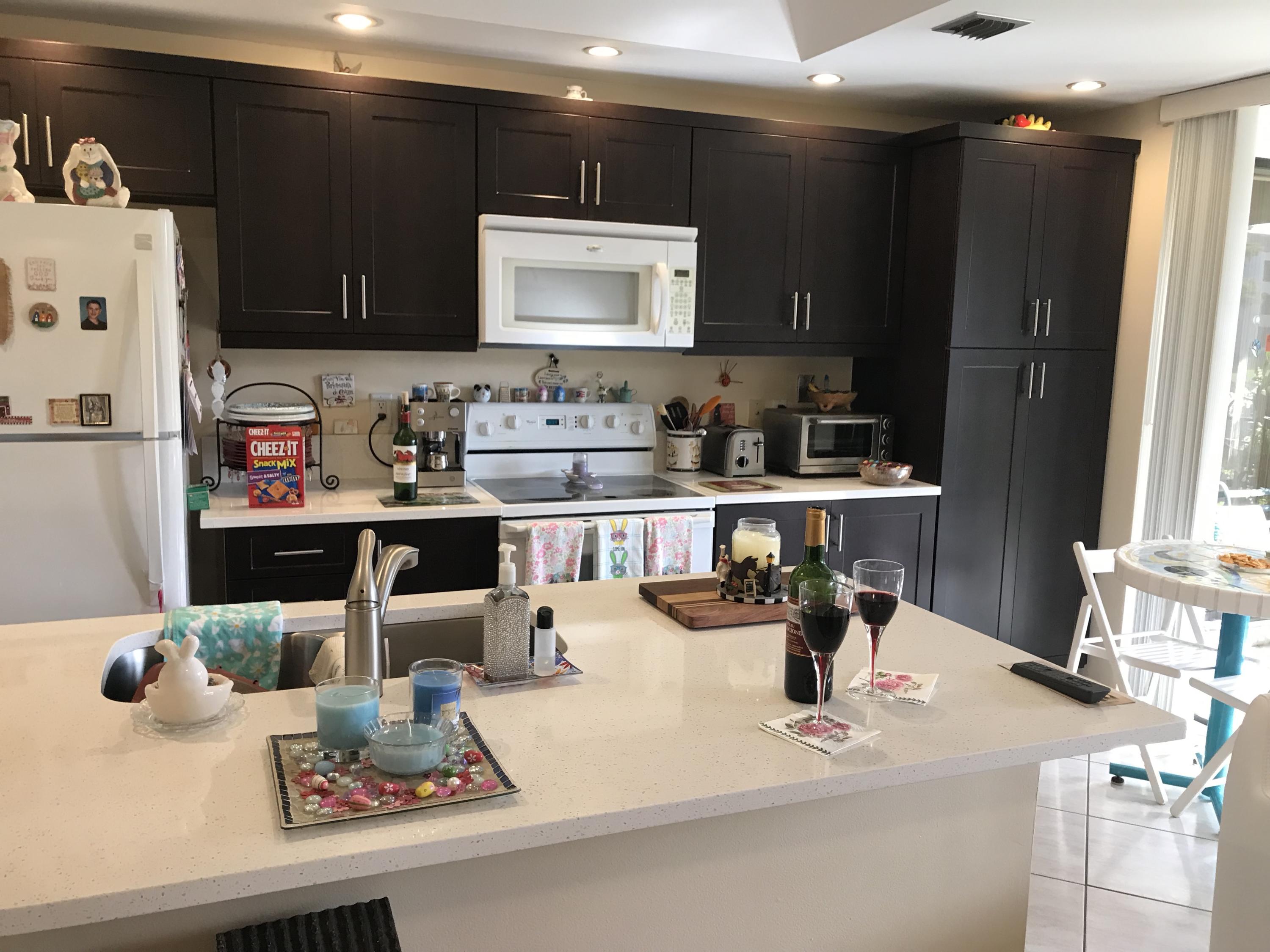 7472 La Paz Boulevard, Unit 102 Boca Raton, FL 33433 - Photo 5 of 30 W%XcOjQ7R628KvkSBJslSw