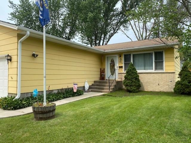 2425 2nd Street Moline, IL 61265 - Photo 3 of 35 Gallery Image 3