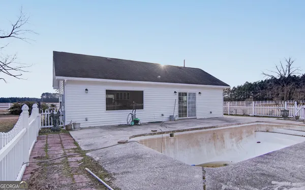 $525,000 | 2051 Oliver Highway, Newington, GA 30446