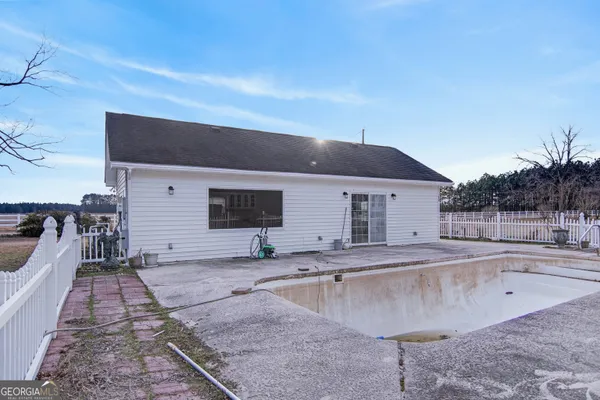 $525,000 | 2051 Oliver Highway, Newington, GA 30446
