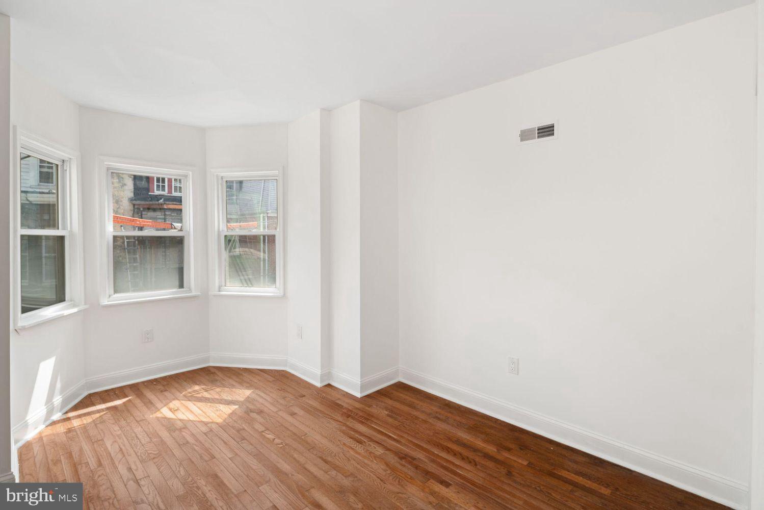 2320 Fitzwater Street Philadelphia, PA 19146 - Photo 14 of 29