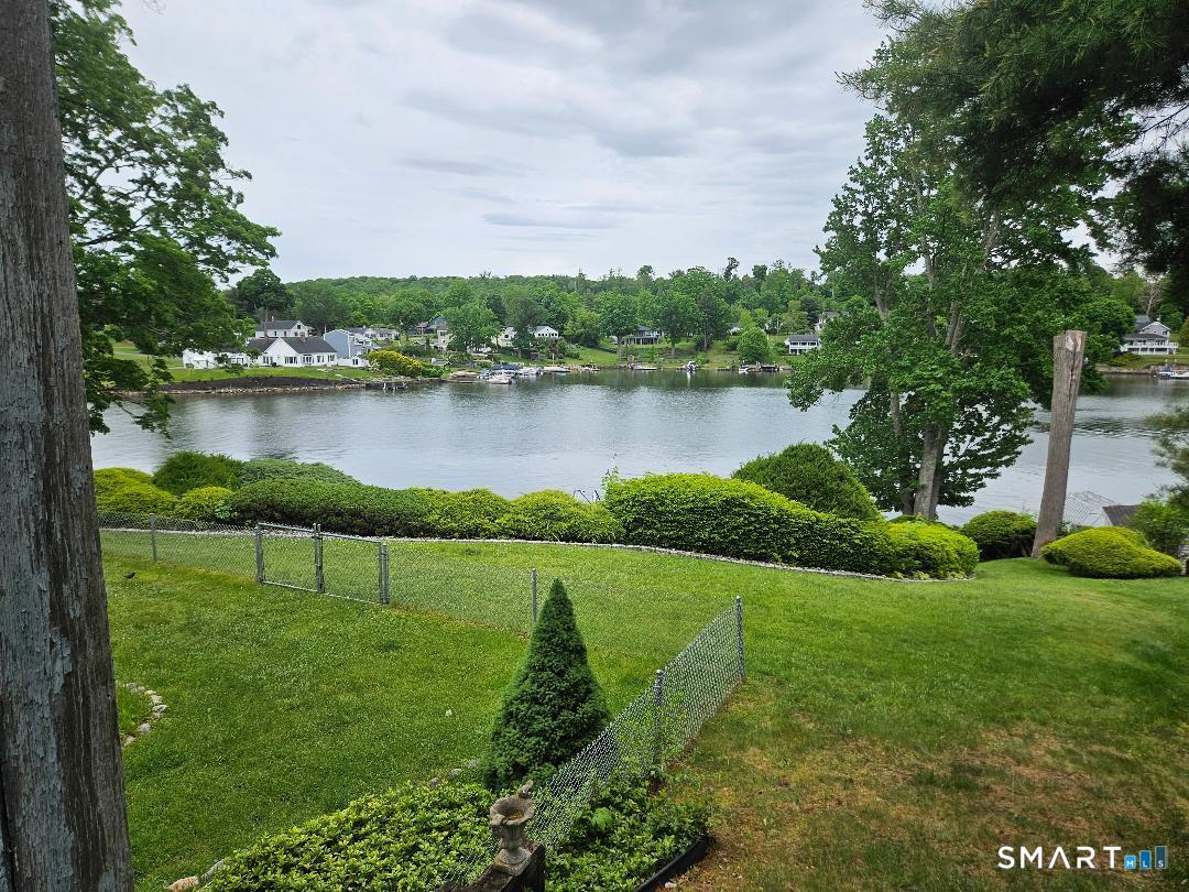 68 Arrowhead Road Brookfield, CT 06804 - Photo 9 of 11
