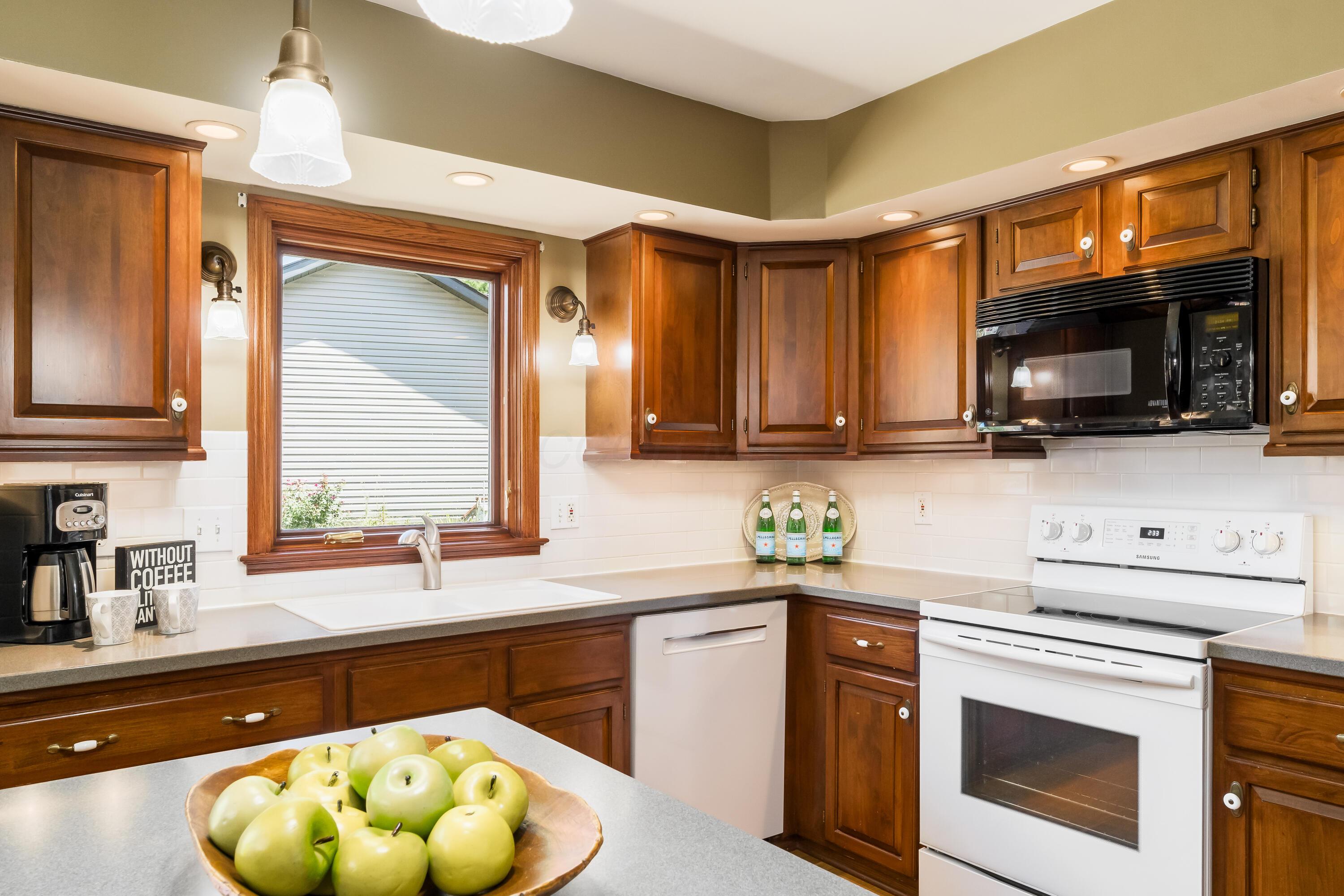 268 South Spring Road Westerville, OH 43081 - Photo 15 of 65 S_-_268_S_Spring_Rd_-_052