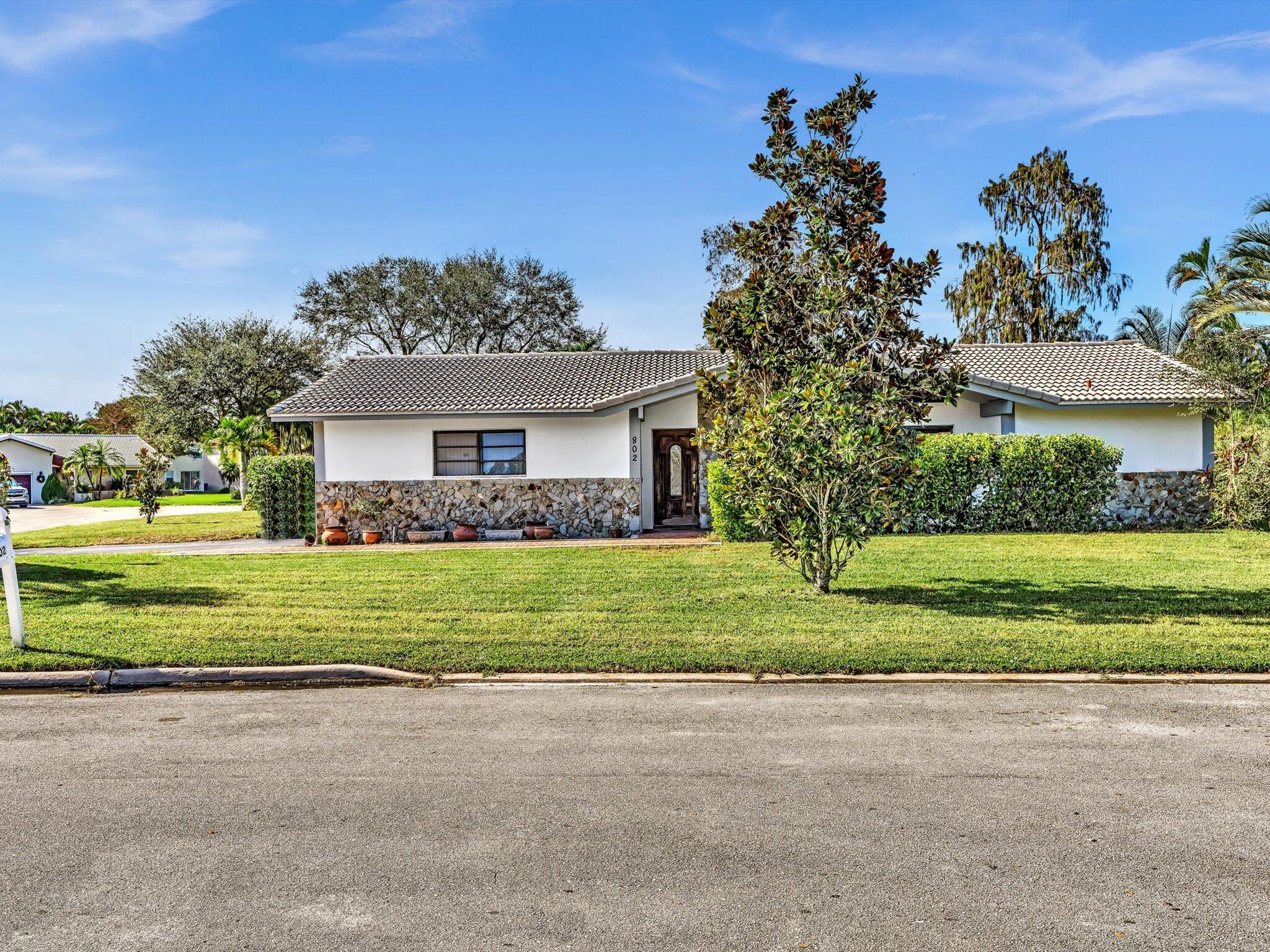 802 Northwest 84th Dr  