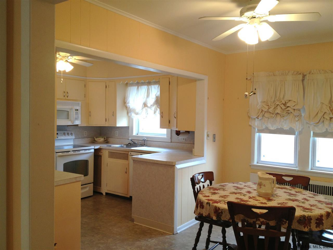 201 Whitehall Road Albany, NY 12209 - Photo 11 of 24 Photo 12