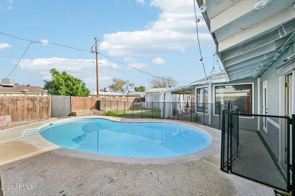 $389,999 | 3338 West Corrine Drive, Phoenix, AZ 85029