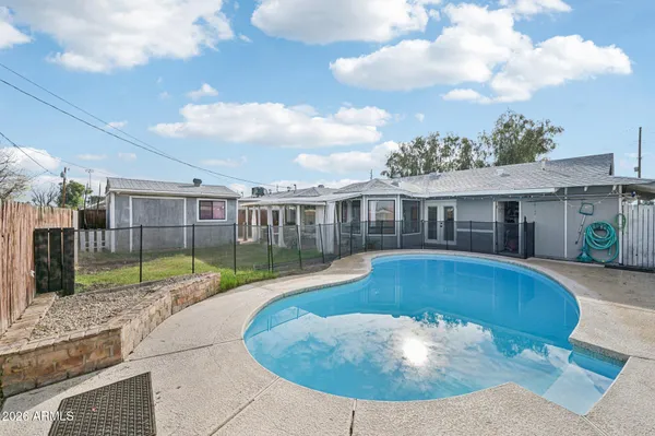 $369,000 | 3338 West Corrine Drive, Phoenix, AZ 85029