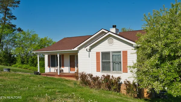 $290,000 | 2706 Kentwood Drive, Kodak, TN 37764