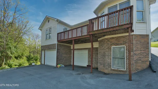 $290,000 | 2706 Kentwood Drive, Kodak, TN 37764