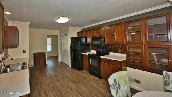 $290,000 | 2706 Kentwood Drive, Kodak, TN 37764