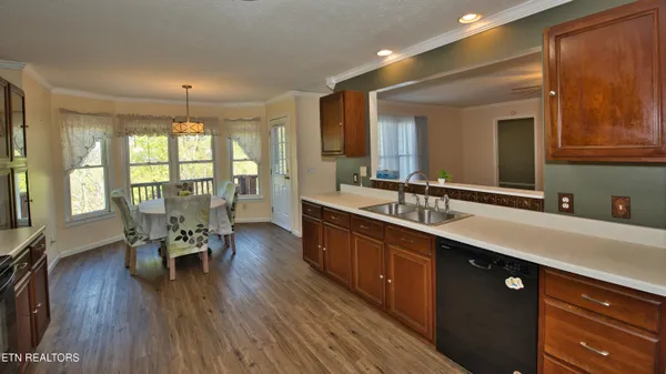 $290,000 | 2706 Kentwood Drive, Kodak, TN 37764