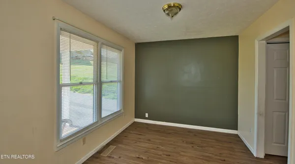 $290,000 | 2706 Kentwood Drive, Kodak, TN 37764